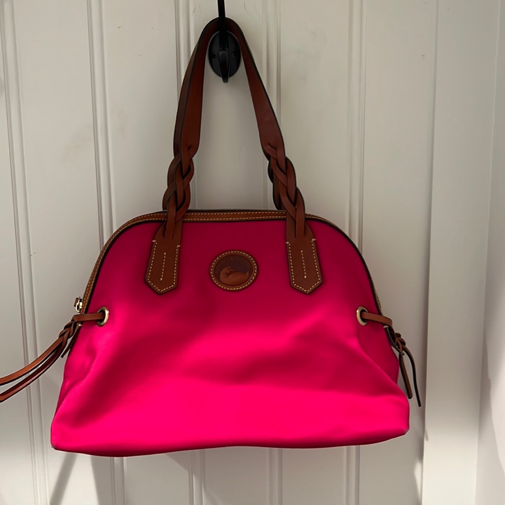 Dooney & Bourke purse - Picture 1 of 2